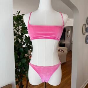 Triangl pink velvet bikini set